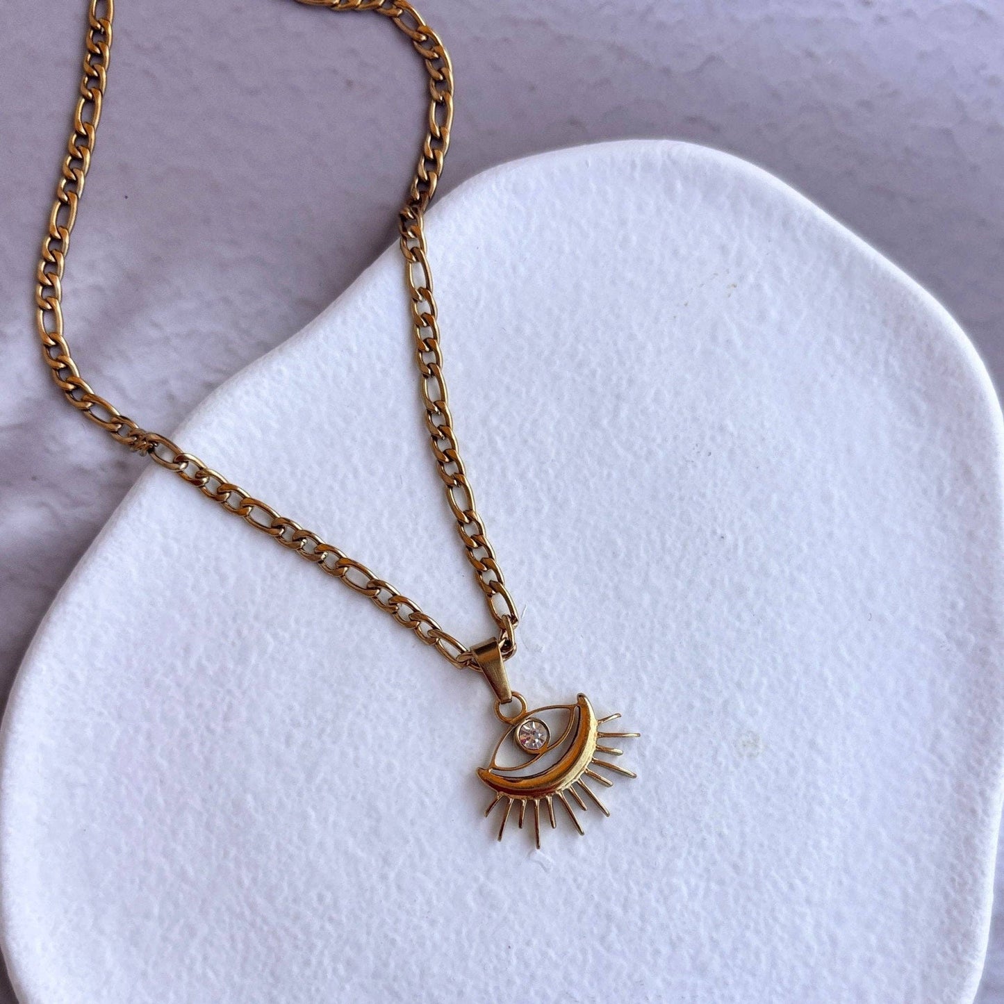 Secret Amulet - Necklace with waterproof protective eye