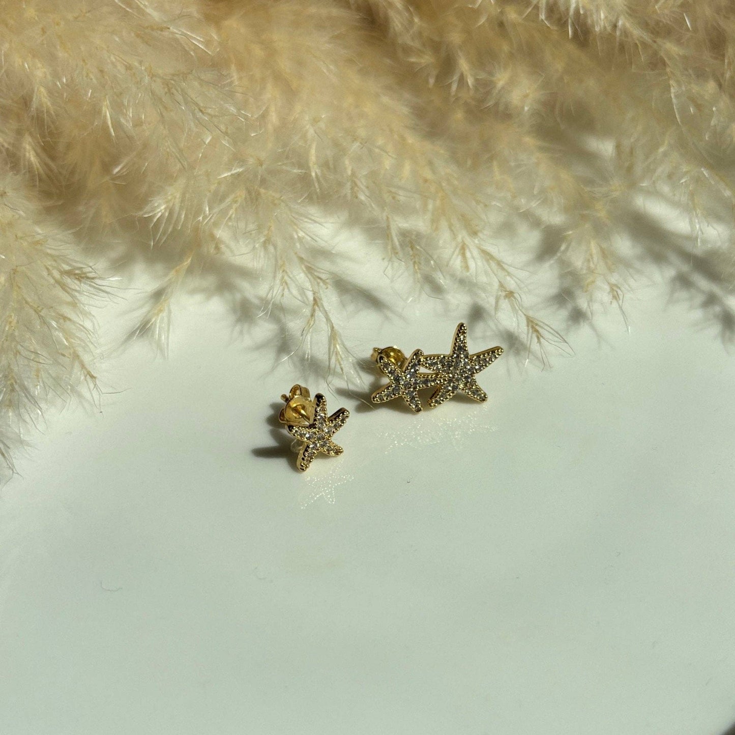 Mermaid's Twinkle Gleam - Starfish Stud Earrings