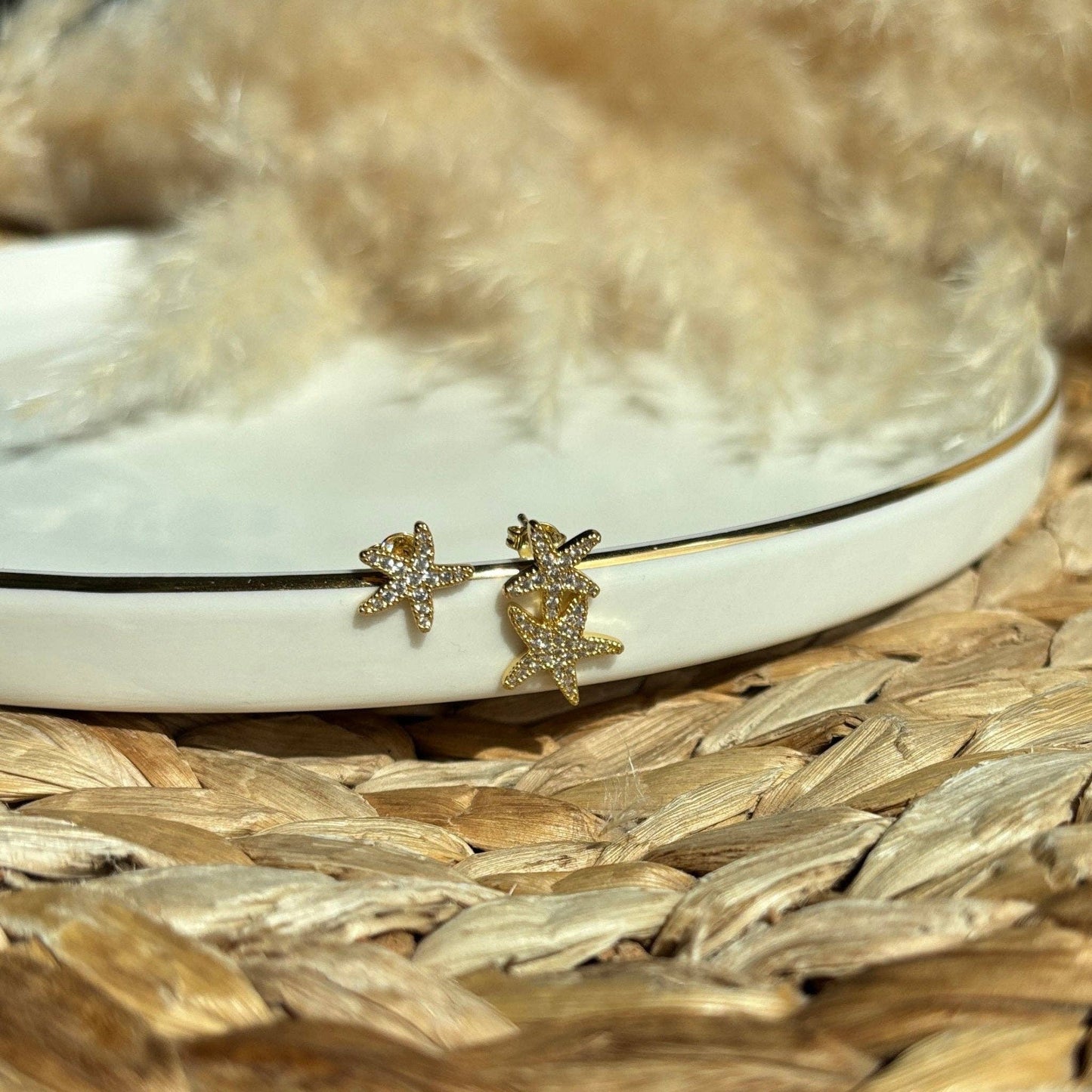 Mermaid's Twinkle Gleam - Starfish Stud Earrings